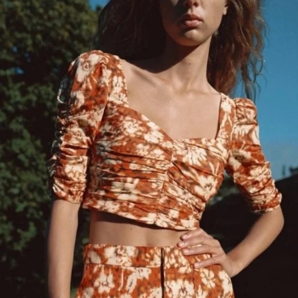 ZARA RUCHED CROP TOP FLORAL ORANGE XS - Picture 1 of 11